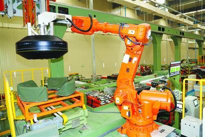 雙星“狂野大師”安全輪胎 怎一個(gè)“?！弊至说?></a></div>
<div   id=